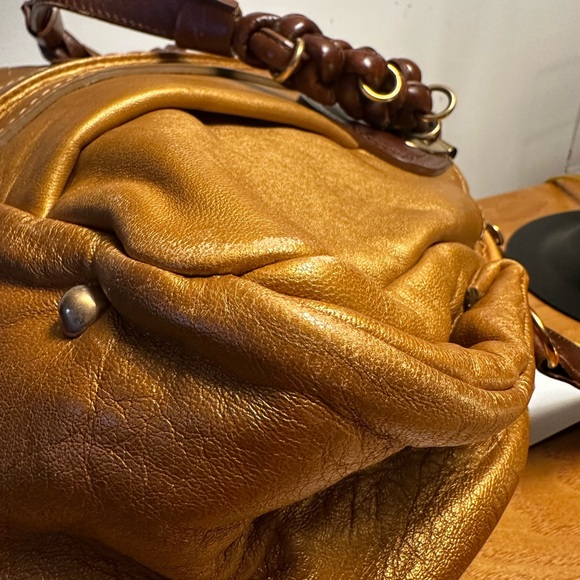 Chloe Bronze Leather Shoulder Bag - Picture 13 of 16